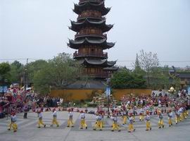 Longhua Temple and Longhua Pagoda